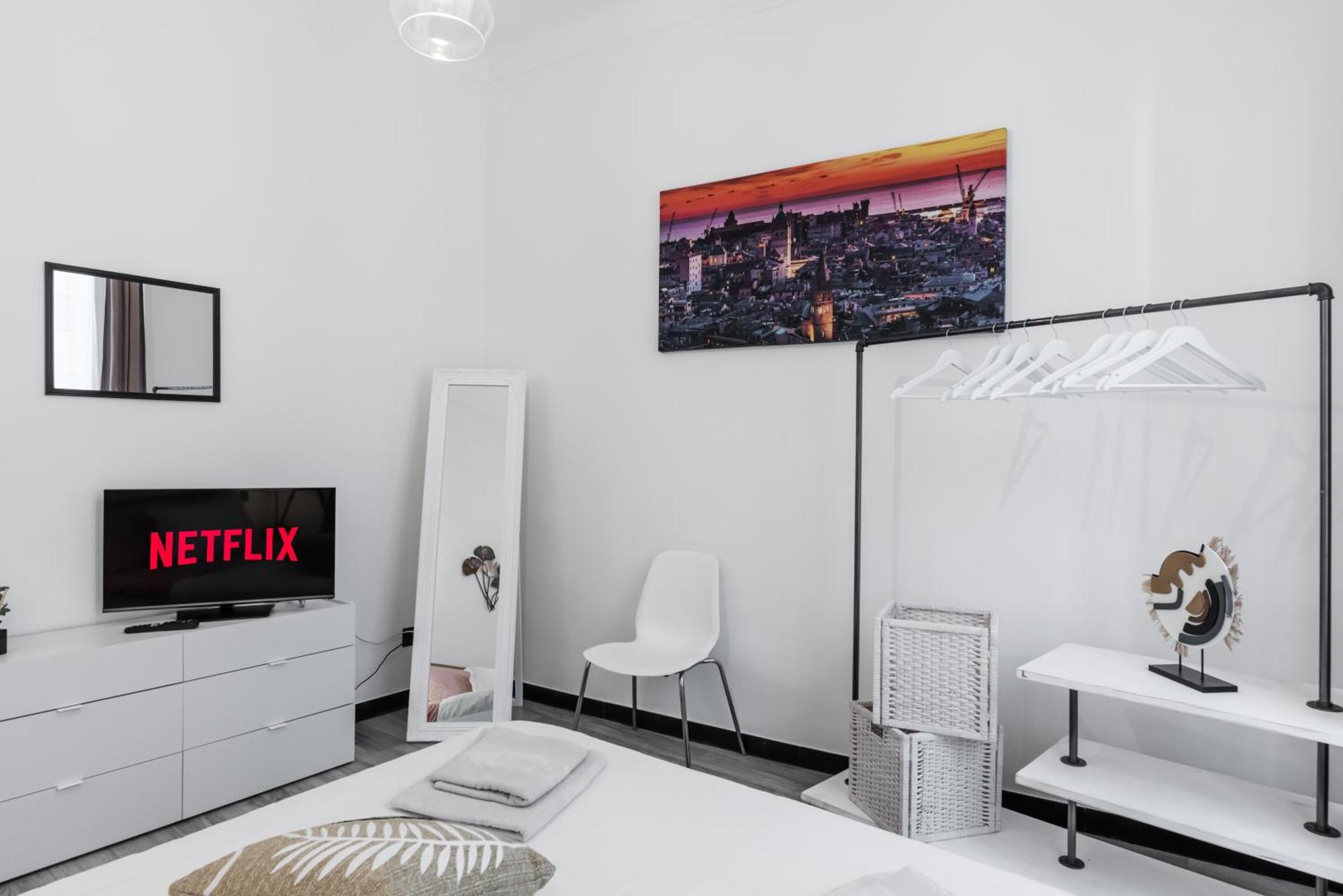 Acquario 5 Minuti, 1Br , Free A-C, Wifi & Netflix "City Center" By Tilo Genua Exterior foto